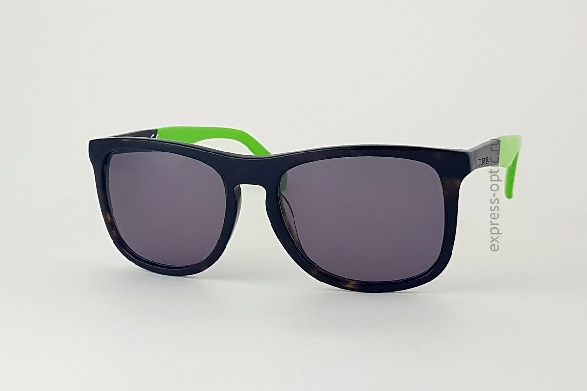 Солнцезащитные очки Diesel 0162 